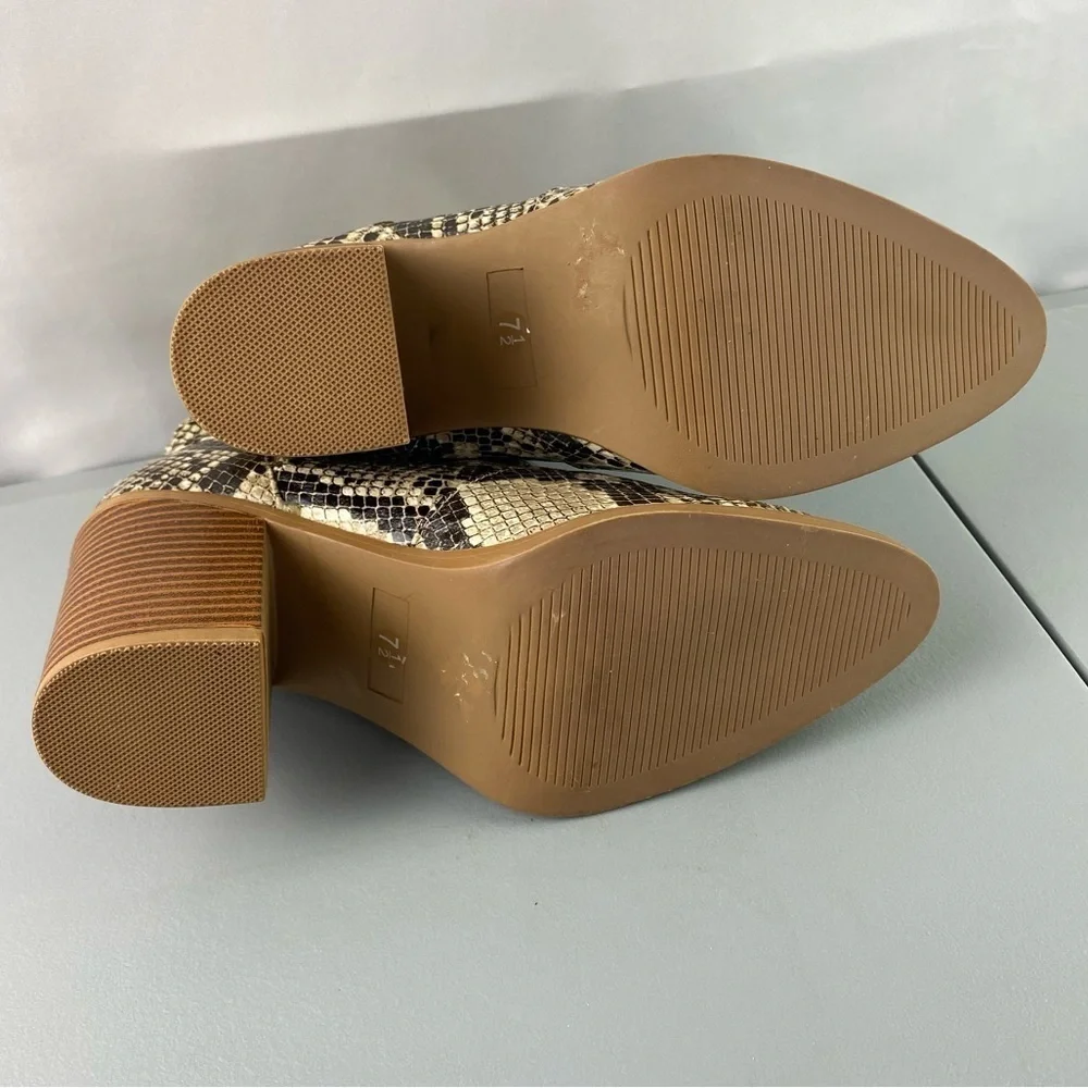 Altar’d state ankle booties faux snake skin chunky heel womens sz US 7.5